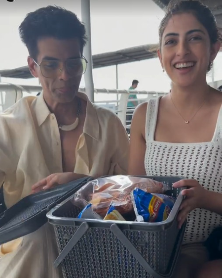 <div>Farah Khan shares an insight into SRK's birthday menu on the RoRo</div>