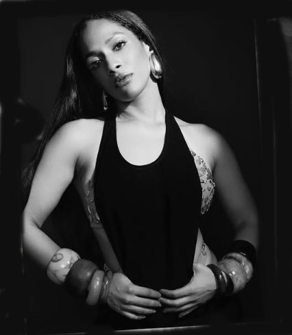 Kareena Kapoor wishes 'firecracker' Masaba Gupta as she turns a year older