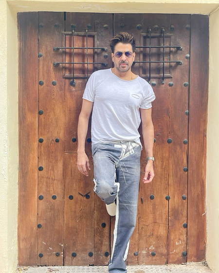 Rajat Bedi reveals why SRK calls him ‘Tiger’, on actor’s 60th birthday Rajat Bedi reveals why SRK calls him ‘Tiger’, on actor’s 60th birthday