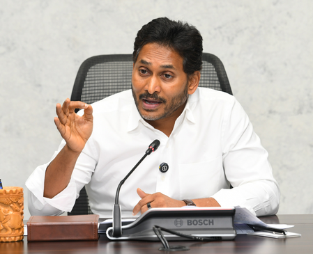 Jagan Mohan Reddy condemns YSRCP leader Jogi Ramesh’s arrest in liquor case