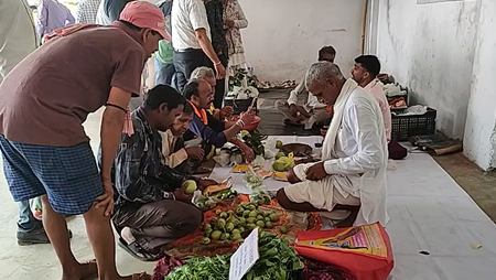 मध्‍य प्रदेश गुना में जैविक हाट बाजार की शुरुआत, किसानों की बढ़ी आय, प्राकृतिक खेती बनी वरदान