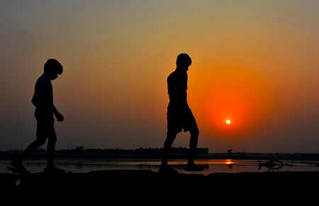 कई समस्याओं का एक समाधान है सूर्योदय से पहले उठना, आयुष मंत्रालय ने गिनाए लाभ