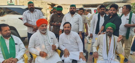 ग्रेटर नोएडा में 22 दिसंबर को होगी किसानों की महापंचायत राकेश टिकैत