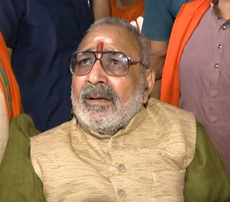 बिहार में शांति और सुरक्षा के लिए एनडीए सरकार जरूरी गिरिराज सिंह