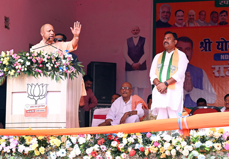 कांग्रेस-राजद के लोग रामद्रोही हैं, समस्तीपुर की रैली में सीएम योगी आदित्यनाथ ने किया तीखा प्रहार