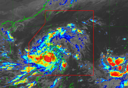 फिलीपींस में तूफान कलमेगी का कहर, चार की मौत फिलीपींस में तूफान कलमेगी का कहर, चार की मौत