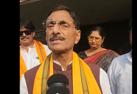 एसआईआर पर बोले केंद्रीय मंत्री संजय सेठ, घुसपैठियों को भारतीय मतदाता बनने का अधिकार नहीं एसआईआर पर बोले केंद्रीय मंत्री संजय सेठ, घुसपैठियों को भारतीय मतदाता बनने का अधिकार नहीं