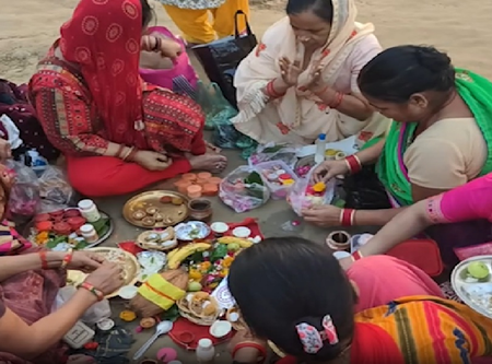 कार्तिक पूर्णिमा के शुभ अवसर पर पवित्र नदियों में आस्था की डुबकी लगाने पहुंच रहे श्रद्धालु, सुरक्षा चाकचौबंद कार्तिक पूर्णिमा के शुभ अवसर पर पवित्र नदियों में आस्था की डुबकी लगाने पहुंच रहे श्रद्धालु, सुरक्षा चाकचौबंद