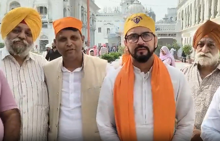 पटना साहिब गुरुद्वारा पहुंचे भाजपा सांसद अनुराग ठाकुर, कहा-बिहार में फिर से बनेगी एनडीए सरकार पटना साहिब गुरुद्वारा पहुंचे भाजपा सांसद अनुराग ठाकुर, कहा-बिहार में फिर से बनेगी एनडीए सरकार