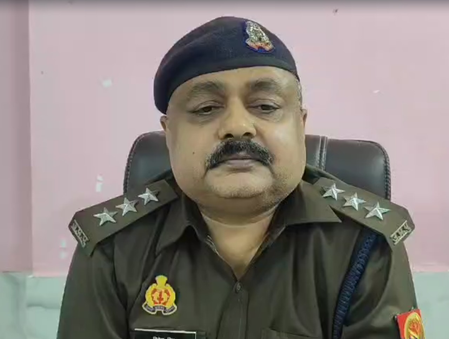जौनपुर खेत में युवती की गला रेतकर हत्या, पुलिस कर रही आरोपी प्रेमी की तलाश जौनपुर खेत में युवती की गला रेतकर हत्या, पुलिस कर रही आरोपी प्रेमी की तलाश