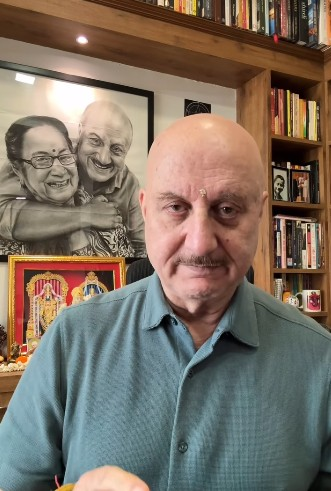 अपने एक्टिंग स्कूल के 20 साल पूरे होने पर अनुपम खेर ने की ये बड़ी घोषणा, छात्रों को देंगे वैश्विक मंच पर चमकने का मौका