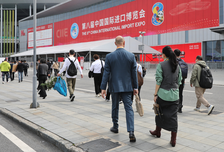 आठवां सीआईआईई शांगहाई में उद्घाटित आठवां सीआईआईई शांगहाई में उद्घाटित