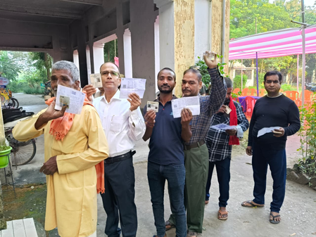 बिहार चुनाव सुबह 11 बजे तक 27.65 प्रतिशत मतदान; बेगूसराय सबसे आगे, राजधानी पटना पीछे बिहार चुनाव सुबह 11 बजे तक 27.65 प्रतिशत मतदान; बेगूसराय सबसे आगे, राजधानी पटना पीछे