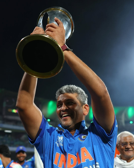 हमें प्रिंस चार्ल्स नहीं, पीएम मोदी के साथ तस्वीर चाहिए थी, कोच ने किया सपोर्ट स्टाफ से हुई बातचीत का खुलासा हमें प्रिंस चार्ल्स नहीं, पीएम मोदी के साथ तस्वीर चाहिए थी, कोच ने किया सपोर्ट स्टाफ से हुई बातचीत का खुलासा