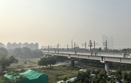 तेज हवाओं से बढ़ी ठंड की दस्तक, एनसीआर की हवा हुई साफ, एक्यूआई पहुंचा ऑरेंज जोन तेज हवाओं से बढ़ी ठंड की दस्तक, एनसीआर की हवा हुई साफ, एक्यूआई पहुंचा ऑरेंज जोन