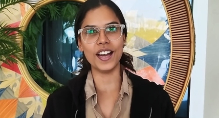 लोकतंत्र के महापर्व में हिस्सा थाईलैंड से वोट देने पटना पहुंचीं तन्वी शाह लोकतंत्र के महापर्व में हिस्सा थाईलैंड से वोट देने पटना पहुंचीं तन्वी शाह