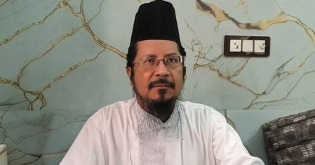 अरबी-फारसी के विरोध पर बोले मौलाना शहाबुद्दीन रजवी बोले, अज्ञानी हैं असम के मुख्यमंत्री अरबी-फारसी के विरोध पर बोले मौलाना शहाबुद्दीन रजवी बोले, अज्ञानी हैं असम के मुख्यमंत्री