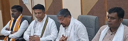 प्रधानमंत्री मोदी 15 नवंबर को जाएंगे गुजरात, बिरसा मुंडा जयंती कार्यक्रम में होंगे शामिल प्रधानमंत्री मोदी 15 नवंबर को जाएंगे गुजरात, बिरसा मुंडा जयंती कार्यक्रम में होंगे शामिल