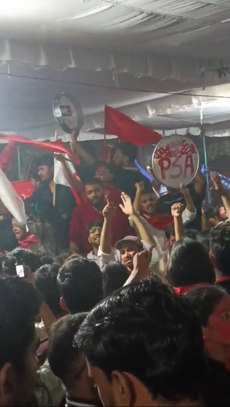 जेएनयू छात्रसंघ चुनाव में लेफ्ट विजयी, अध्यक्ष समेत चारों सीट पर जीत जेएनयू छात्रसंघ चुनाव में लेफ्ट विजयी, अध्यक्ष समेत चारों सीट पर जीत