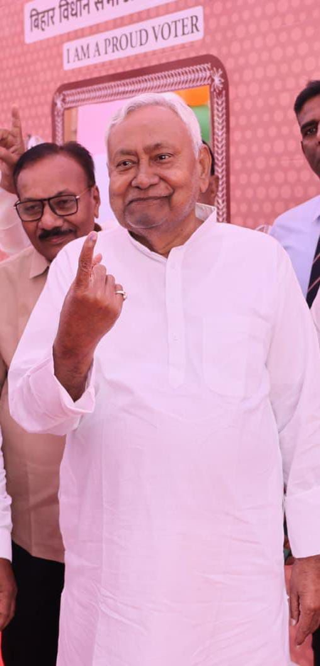 बिहार चुनाव मुख्यमंत्री नीतीश ने पहले चरण में रिकॉर्ड मतदान के लिए जनता का धन्यवाद किया बिहार चुनाव मुख्यमंत्री नीतीश ने पहले चरण में रिकॉर्ड मतदान के लिए जनता का धन्यवाद किया