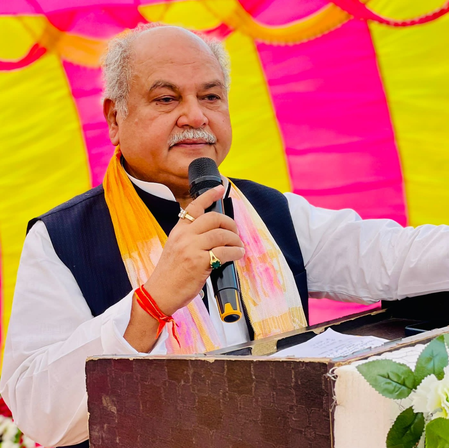 आजादी की लड़ाई का मंत्र बना था वंदे मातरम् नरेंद्र सिंह तोमर आजादी की लड़ाई का मंत्र बना था वंदे मातरम् नरेंद्र सिंह तोमर