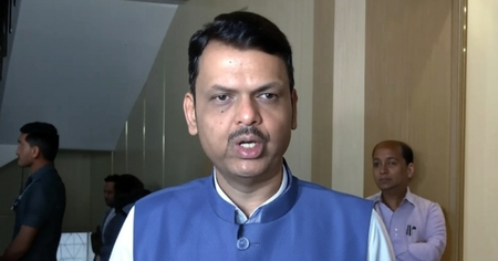 महिला खिलाड़ियों ने जीतकर देश की बेटियों को सपने देखने का मौका दिया सीएम देवेंद्र फडणवीस महिला खिलाड़ियों ने जीतकर देश की बेटियों को सपने देखने का मौका दिया सीएम देवेंद्र फडणवीस