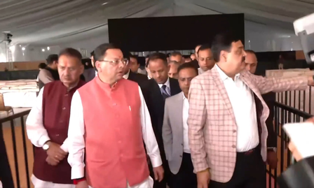मुख्यमंत्री पुष्कर सिंह धामी ने पीएम मोदी के उत्तराखंड दौरे से पहले कार्यक्रम की तैयारियों का जायजा किया मुख्यमंत्री पुष्कर सिंह धामी ने पीएम मोदी के उत्तराखंड दौरे से पहले कार्यक्रम की तैयारियों का जायजा किया