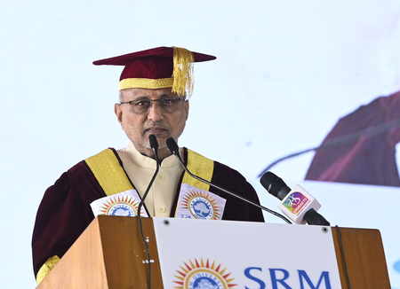 उपराष्ट्रपति राधाकृष्णन ने उच्च शिक्षा में भारत की बढ़ती वैश्विक स्थिति की सराहना की उपराष्ट्रपति राधाकृष्णन ने उच्च शिक्षा में भारत की बढ़ती वैश्विक स्थिति की सराहना की