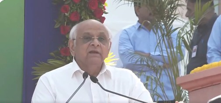 गुजरात बारिश से प्रभावित किसानों के लिए 10 हजार करोड़ के राहत पैकेज की घोषणा गुजरात बारिश से प्रभावित किसानों के लिए 10 हजार करोड़ के राहत पैकेज की घोषणा