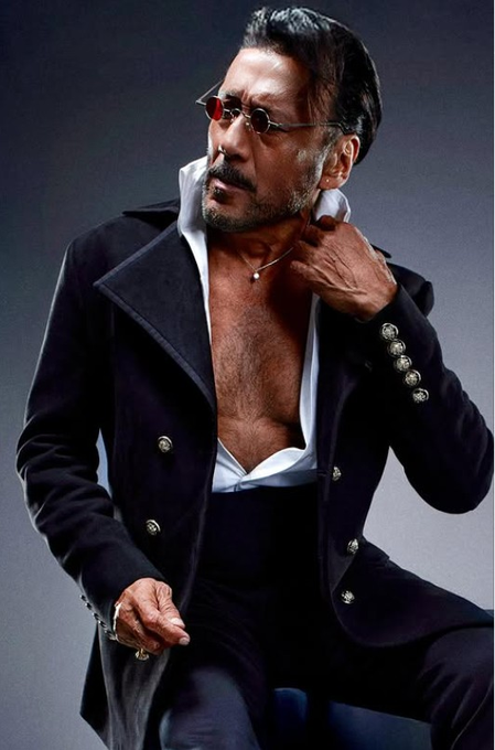 फिल्म ‘अकेला’ के 34 साल पूरे, जैकी श्रॉफ ने शेयर किया अमिताभ बच्चन संग फिल्म से जुड़ा एक सीन फिल्म ‘अकेला’ के 34 साल पूरे, जैकी श्रॉफ ने शेयर किया अमिताभ बच्चन संग फिल्म से जुड़ा एक सीन