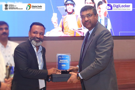 डिजीलॉकर एआई-बेस्ड ईकेवाईसी और ग्लोबल क्रेडेंशियल वेरिफिकेशन के साथ पेपरलेस गवर्नेंस का ग्लोबल मॉडल