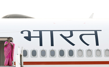 राष्ट्रपति द्रौपदी मुर्मू अंगोला की यात्रा पर रवाना, कुल निर्यात में भारत की 10 फीसदी भागीदारी