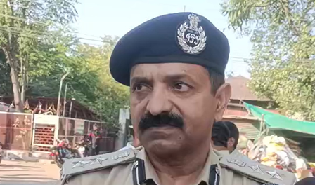 खंडवा गुमशुदा लड़कियों की तलाश के लिए पुलिस ने शुरू किया ऑपरेशन मुस्कान खंडवा गुमशुदा लड़कियों की तलाश के लिए पुलिस ने शुरू किया ऑपरेशन मुस्कान