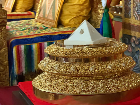 सार्वजनिक प्रदर्शनी के लिए भूटान लाया गया भगवान बुद्ध का पवित्र अवशेष, पीएम मोदी ने प्रधानमंत्री तोबगे का जताया आभार सार्वजनिक प्रदर्शनी के लिए भूटान लाया गया भगवान बुद्ध का पवित्र अवशेष, पीएम मोदी ने प्रधानमंत्री तोबगे का जताया आभार