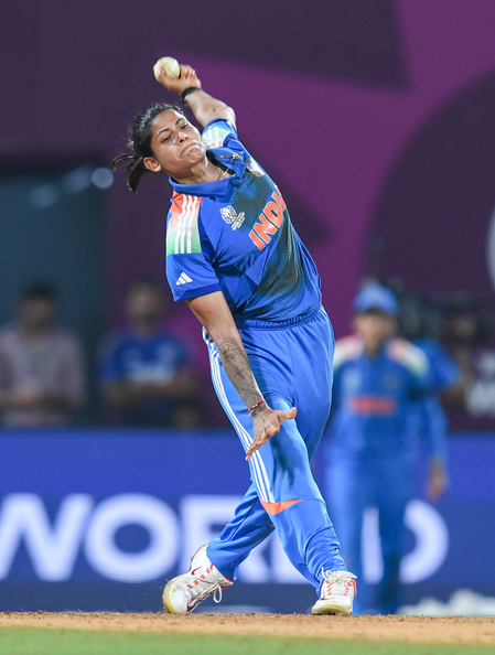 विश्व कप का श्रेय पैसे और लोकप्रियता के बिना खेलने वाली क्रिकेटरों को भी जाता है: राधा यादव