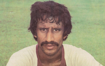 सत्यजीत घोष टाइमिंग और पोजिशनिंग के लिए मशहूर भारतीय फुटबॉल इतिहास का बेहतरीन डिफेंडर सत्यजीत घोष टाइमिंग और पोजिशनिंग के लिए मशहूर भारतीय फुटबॉल इतिहास का बेहतरीन डिफेंडर