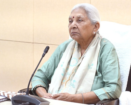 वंदे मातरम हमारी आत्मा की धड़कन, अस्मिता का प्रतीक राज्यपाल आनंदीबेन पटेल