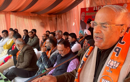 जम्मू-कश्मीर के बडगाम में भाजपा का शक्ति प्रदर्शन, उमर अब्दुल्ला को सुनील शर्मा ने दी खुली चुनौती जम्मू-कश्मीर के बडगाम में भाजपा का शक्ति प्रदर्शन, उमर अब्दुल्ला को सुनील शर्मा ने दी खुली चुनौती