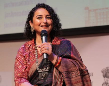 महाकालेश्वर पहुंचीं दिव्या दत्ता, प्रातः कालीन आरती में हुईं शामिल