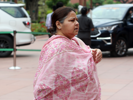 सम्राट चौधरी के बयान पर मीसा भारती का पलटवार, कहा- तेजस्वी अकेले ही एनडीए पर भारी सम्राट चौधरी के बयान पर मीसा भारती का पलटवार, कहा- तेजस्वी अकेले ही एनडीए पर भारी