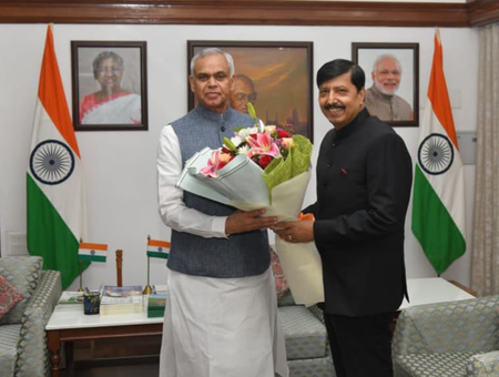 गुजरात राज्यपाल आचार्य देवव्रत और मुख्य सचिव मनोज दास का राजभवन में अभिनंदन समारोह गुजरात राज्यपाल आचार्य देवव्रत और मुख्य सचिव मनोज दास का राजभवन में अभिनंदन समारोह