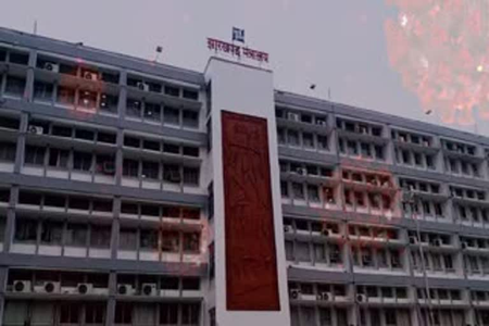 आदिवासी विद्यार्थियों के सपने में मददगार बनी झारखंड सरकार, फ्री आवासीय कोचिंग के लिए मांगे आवेदन आदिवासी विद्यार्थियों के सपने में मददगार बनी झारखंड सरकार, फ्री आवासीय कोचिंग के लिए मांगे आवेदन