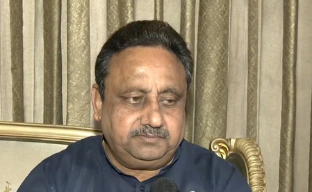 नई दिल्ली  लाल किला मेट्रो स्टेशन के पास धमाका, भाजपा सांसद प्रवीण खंडेलवाल ने जताया दुख, जांच की मांग