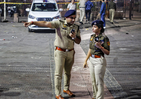 दिल्ली में धमाके के बाद उत्तर प्रदेश में हाई अलर्ट, सीएम योगी ने दिए कड़े निर्देश