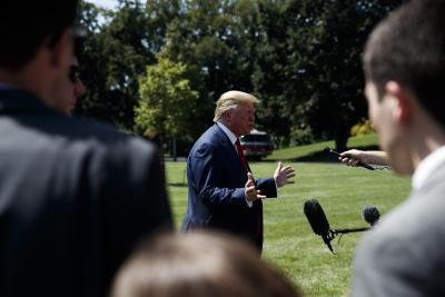 अमेरिका भारत के साथ व्यापार समझौते पर हस्ताक्षर करने के काफी करीब ट्रंप अमेरिका भारत के साथ व्यापार समझौते पर हस्ताक्षर करने के काफी करीब ट्रंप