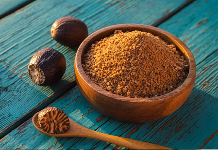 सिर्फ खाने का स्वाद नहीं, त्वचा की चमक को भी बढ़ाता है जायफल, जानें अनगिनत फायदे