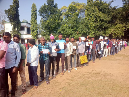 झारखंड की घाटशिला सीट पर उपचुनाव शांतिपूर्वक संपन्न, 73.88 फीसदी मतदान हुआ रिकॉर्ड