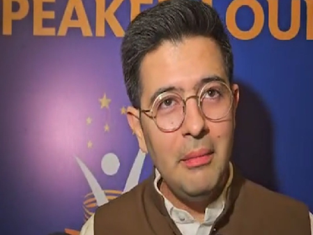 उनकी फिल्में देखकर ही बड़े हुए हैं, राघव चड्ढा ने की धर्मेंद्र के अच्छे स्वास्थ्य की कामना