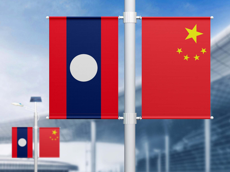 लाओस के राष्ट्रपति थोंग्लोन सिसोउलिथ की ली शुलेई से मुलाकात