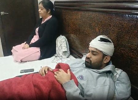 दिल्ली विस्फोट  अस्पताल से घर पहुंचा हर्षुल, परिजनों ने बताया आंखों देखा हाल